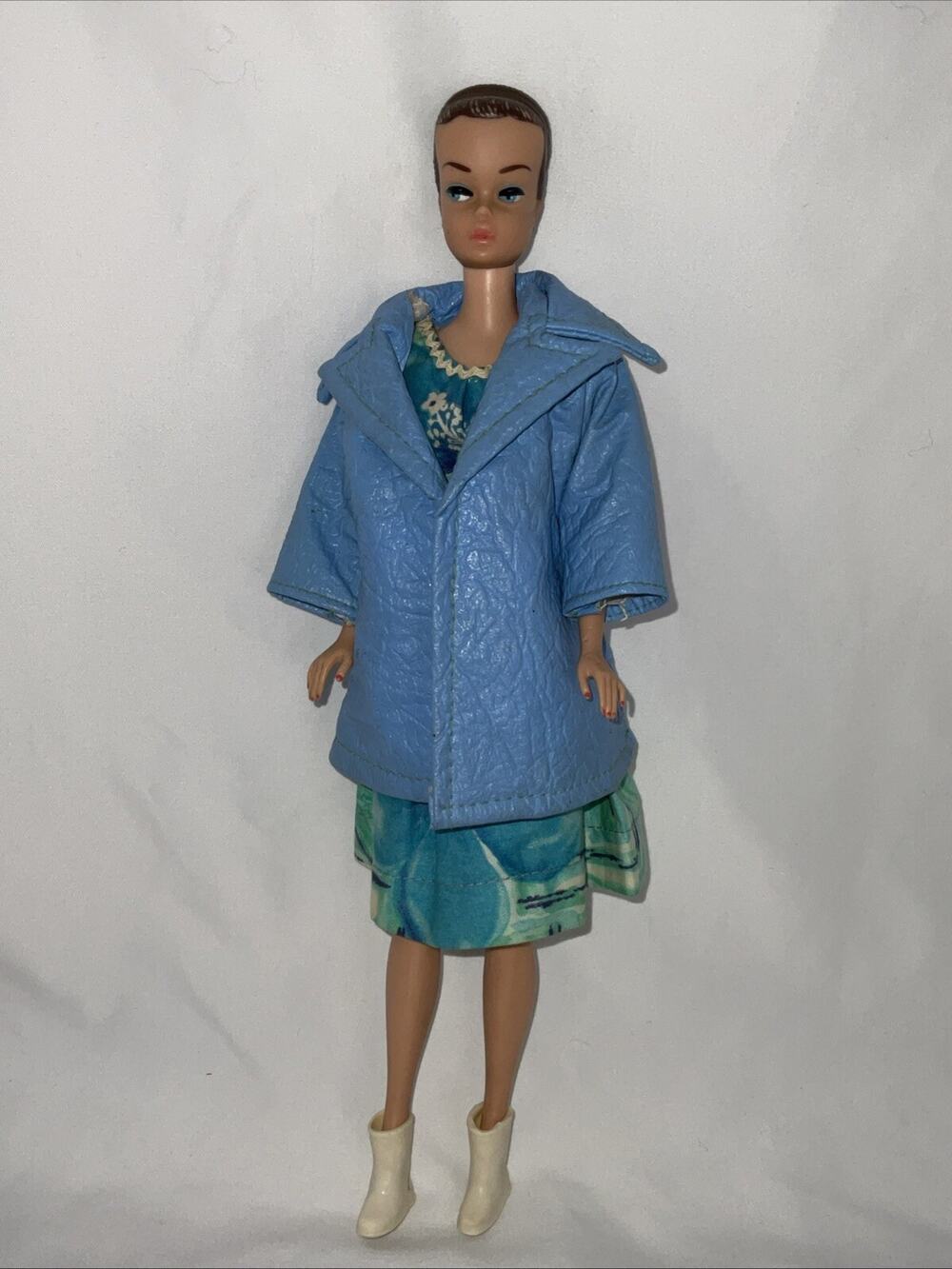 VTG Barbie Midge Doll 1950-1960s Brunette Blue Coat Green Dress White Boots